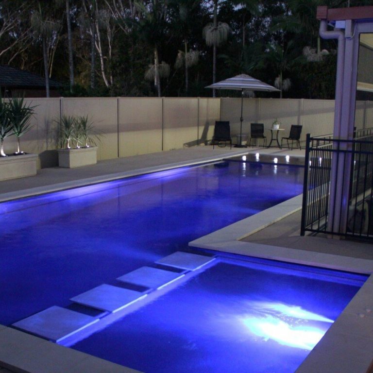 Rockhampton pool builder Compass fibreglass pool installation 05